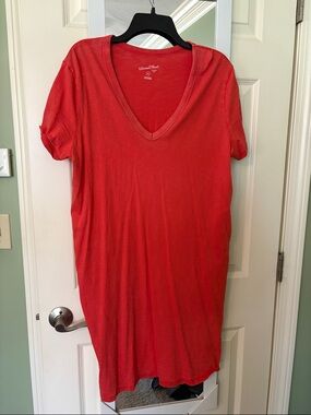 Universal Thread Coral-Red V-Neck Midi Dress